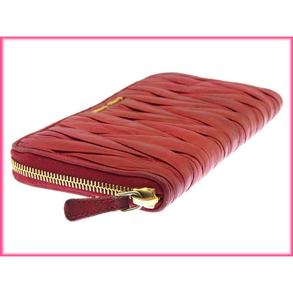 Miu Miu Long Wallet Matelasse Red Wallet - Picture 5 of 5